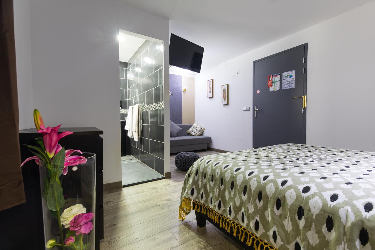 Hotel Des Beaux Arts ชองเบรี ภายนอก รูปภาพ